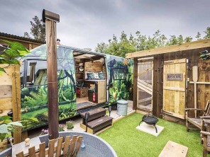 Romantic Converted Camper Van for 2 with Private Hot Tub near Blean, Kent, England